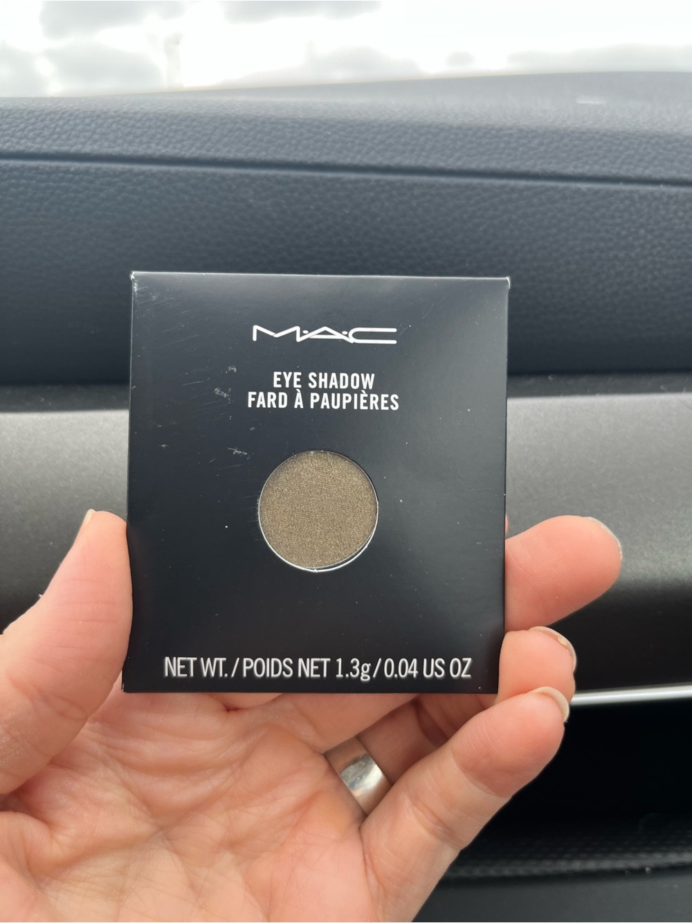 NIB Rare & Discontinued MAC Eyeshadow – Sumptuous Olive